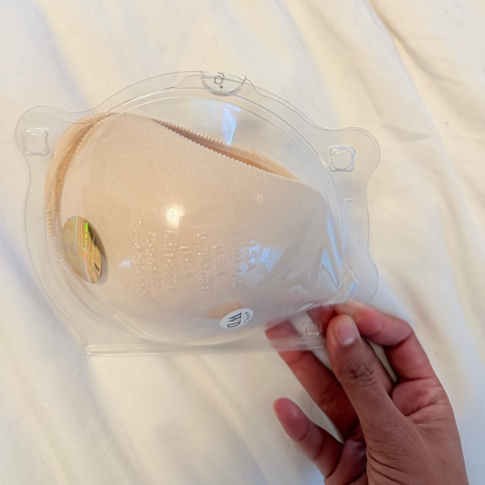 Nubra sticky bra